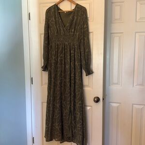 Baltic Born Dress, Size Large, Great for Family Photos
